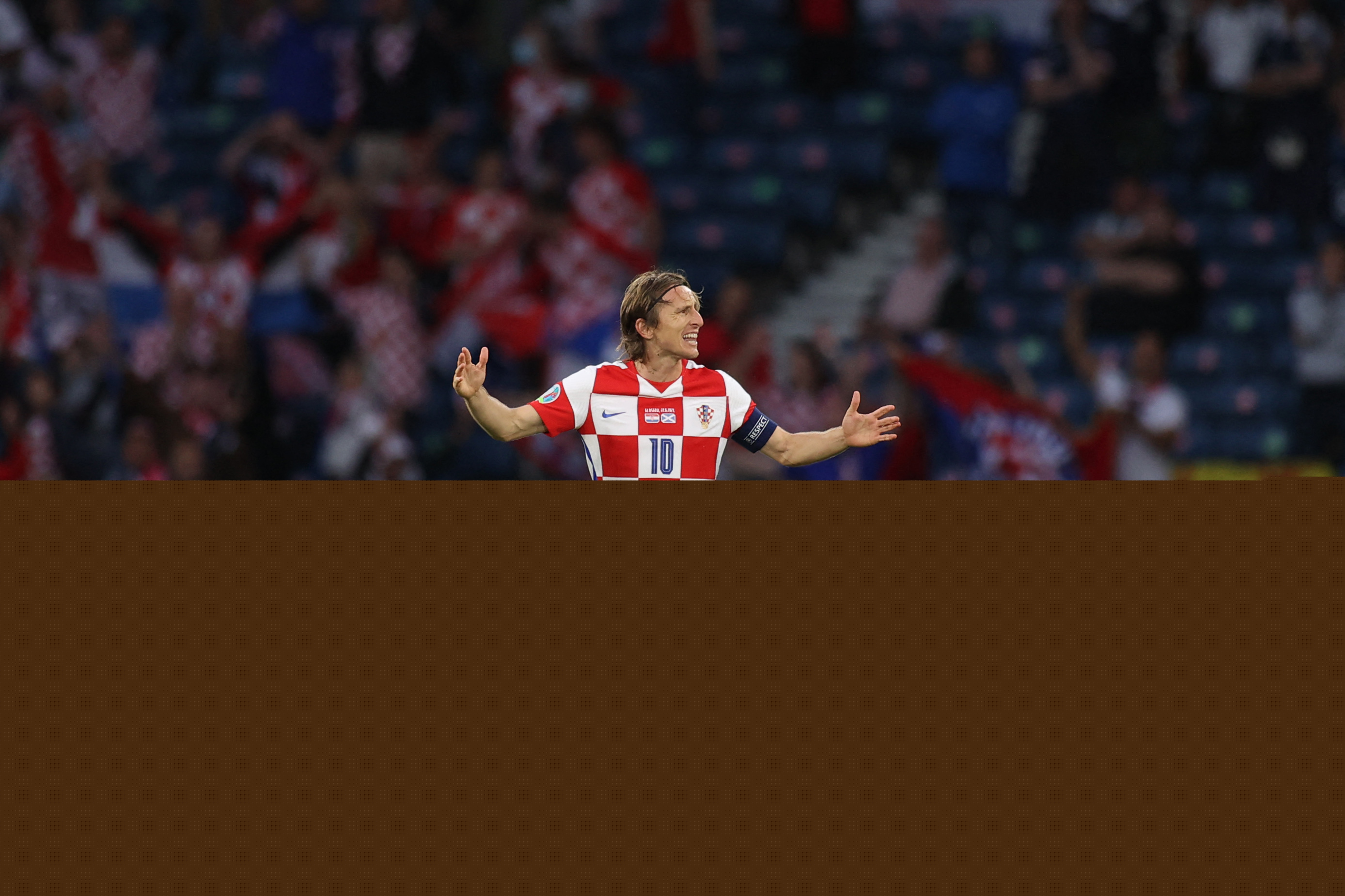 帕雷德斯父亲：我了解一些事情，知道迪巴拉想来博卡