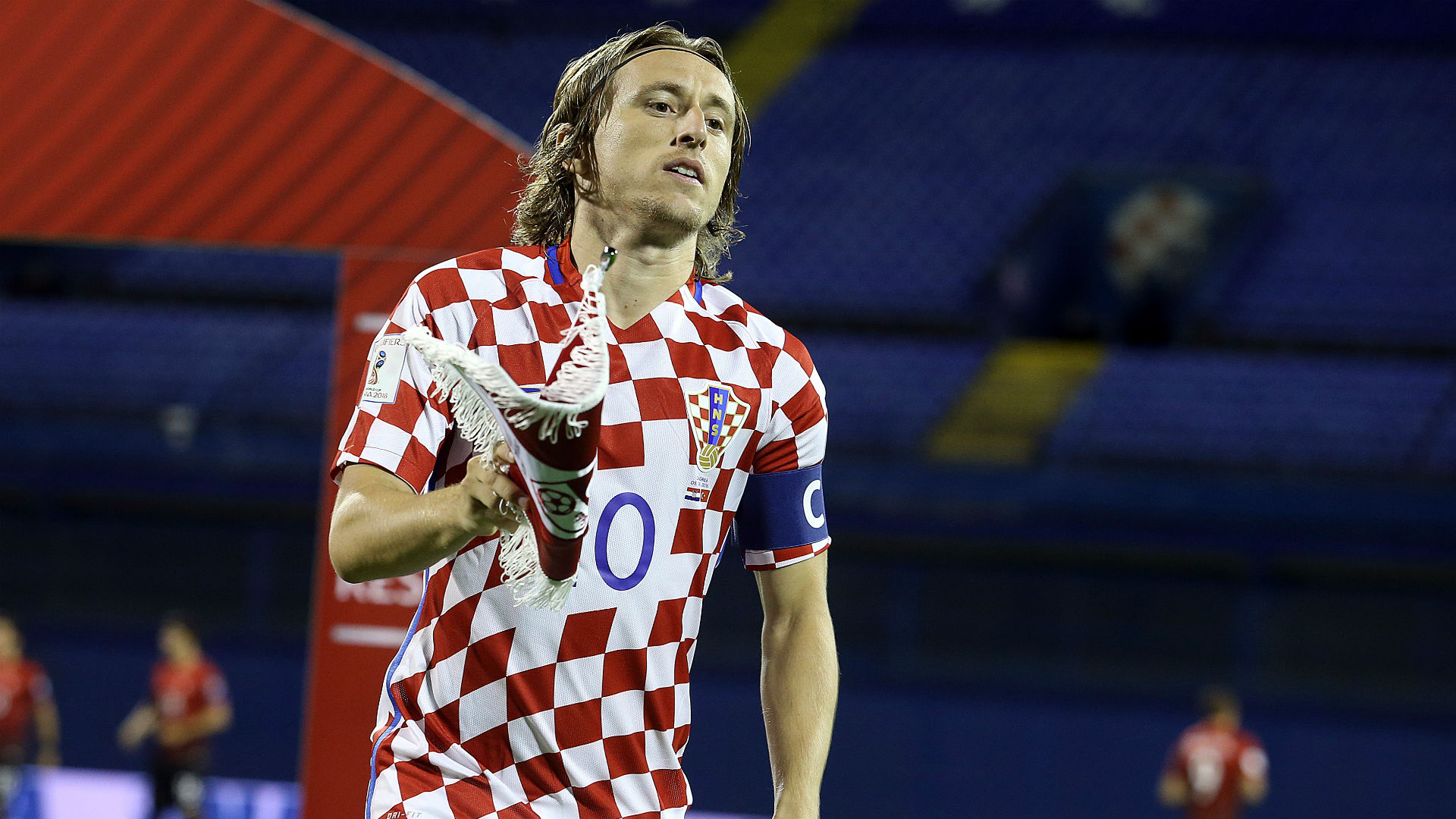 弗拉格：我的拇指一直有些问题，但我已经准备好坚持打比赛