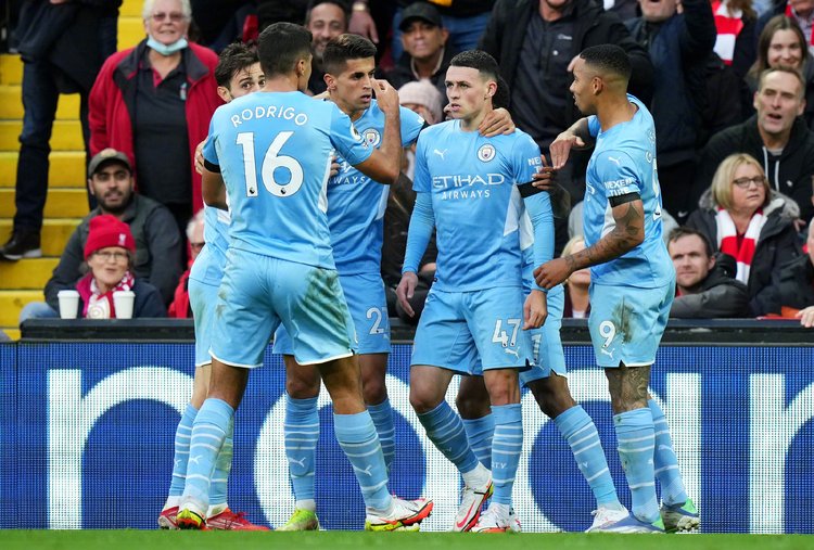 ATP总决赛第2日综述：弗里茨横扫穆塞蒂，辛纳室内硬地27连胜